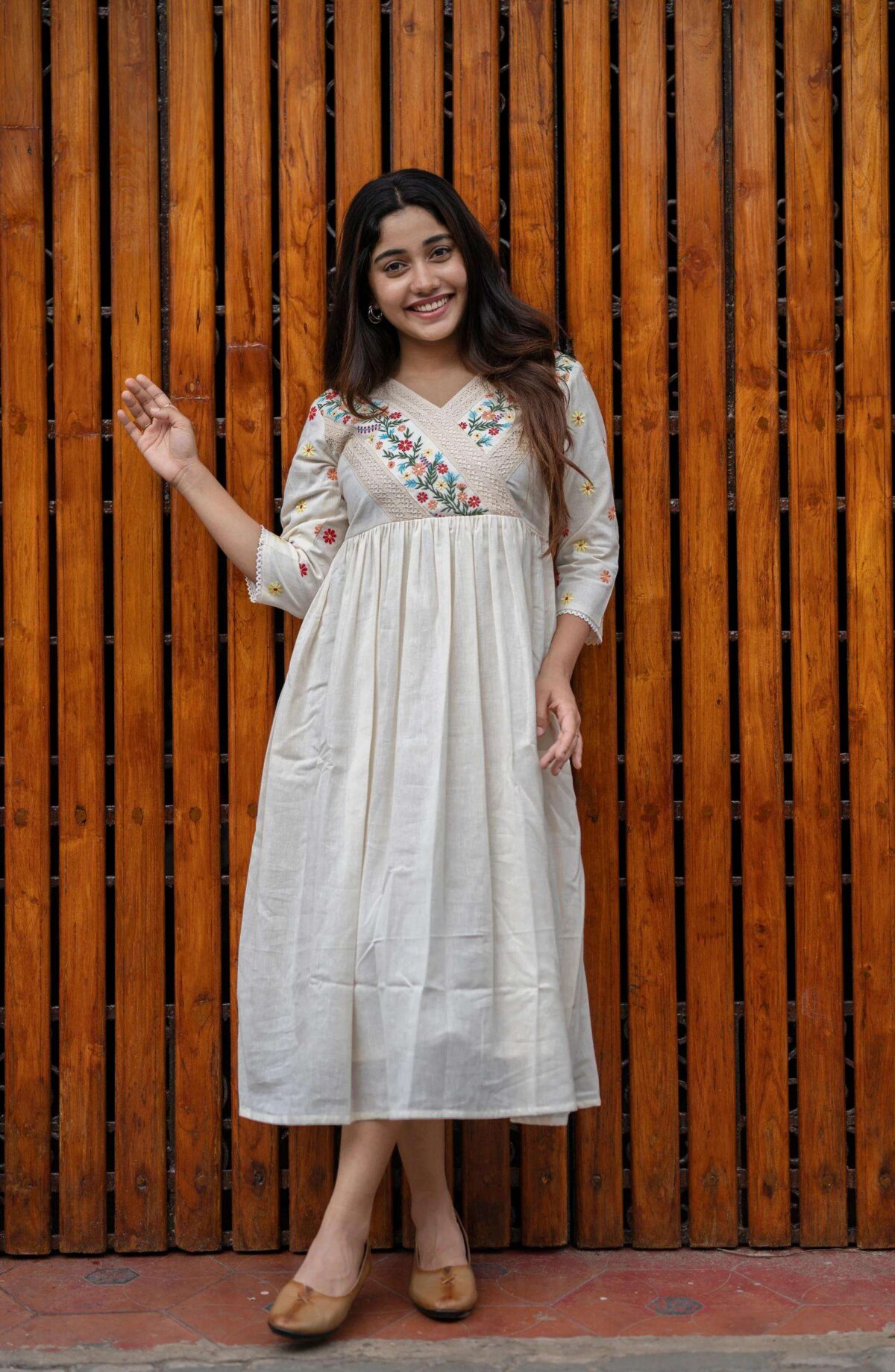Artfully Adorned ? Women's XXL Dress in Cotton with Floral Embroidery(XL) - Image 6